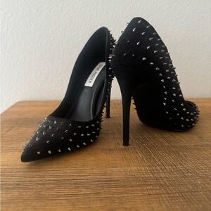 Steve Madden Black Spiked Pointed-Toe Stiletto Heels